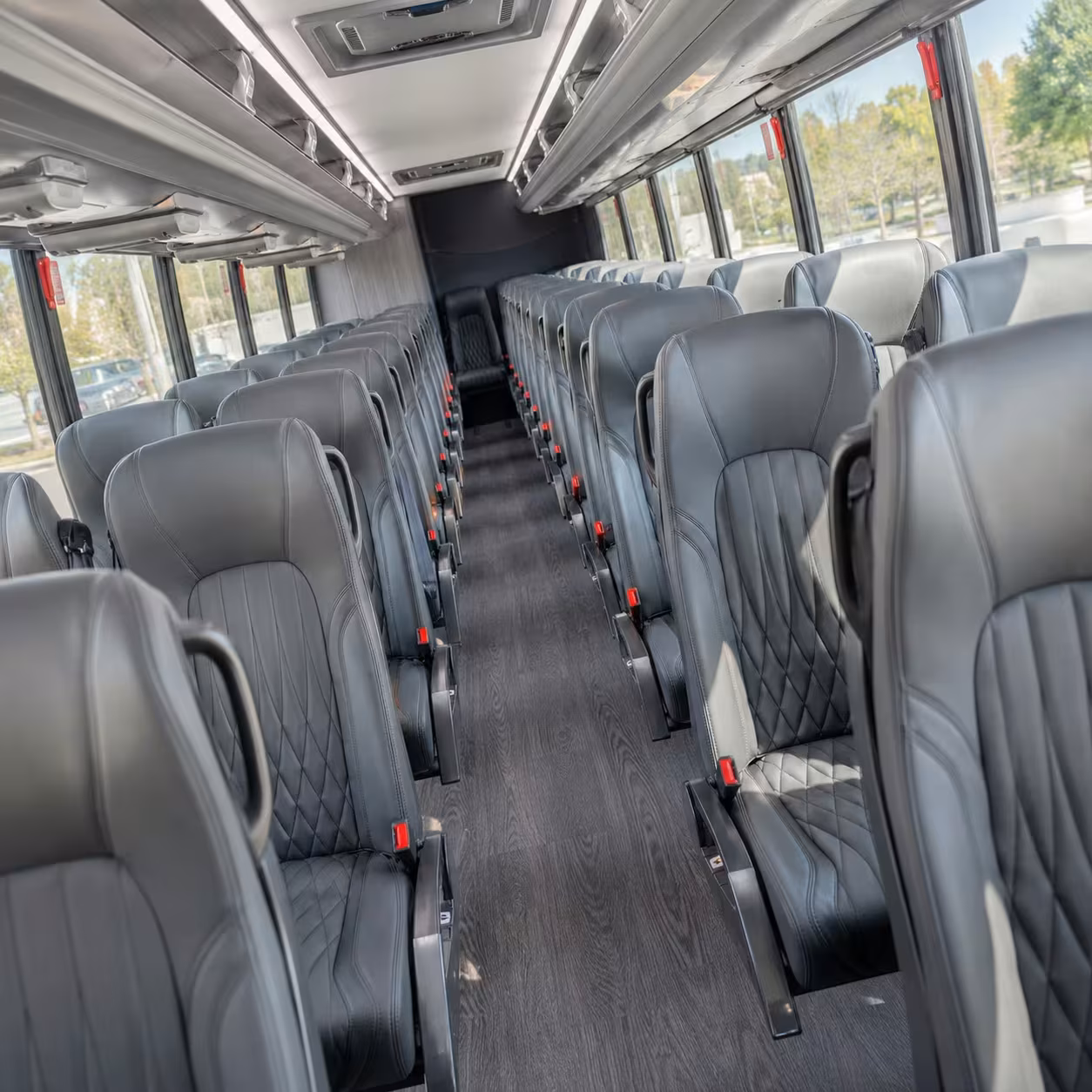 deltona 35 passenger minibus rental