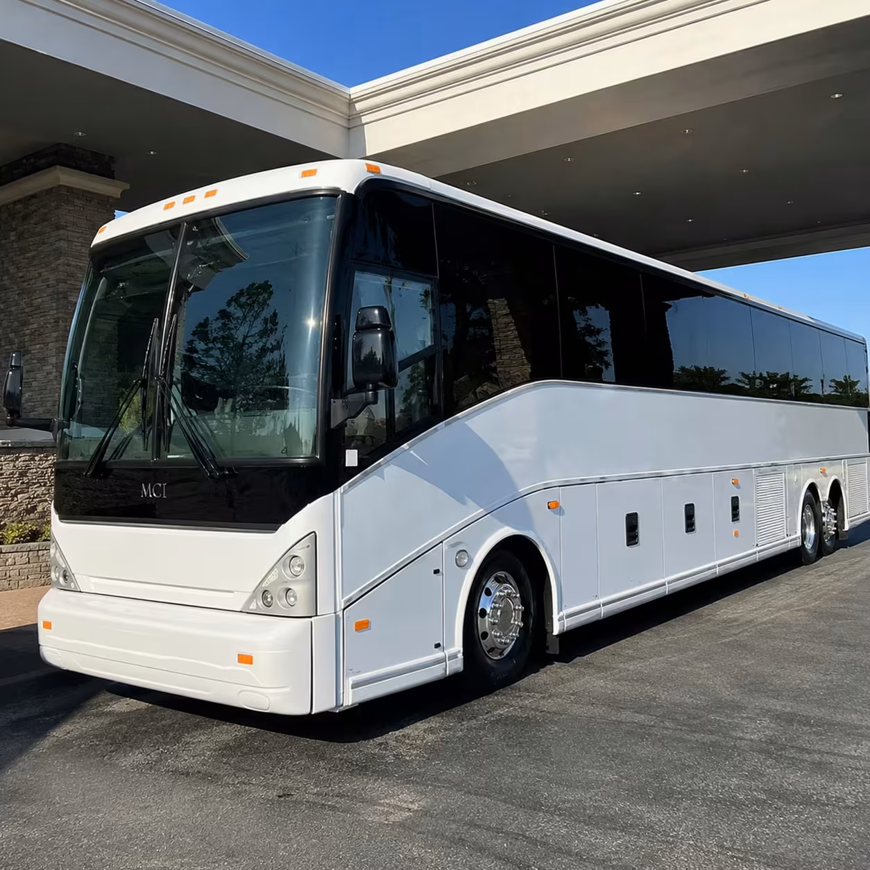 deltona employee shuttle rentals for volusia county employers