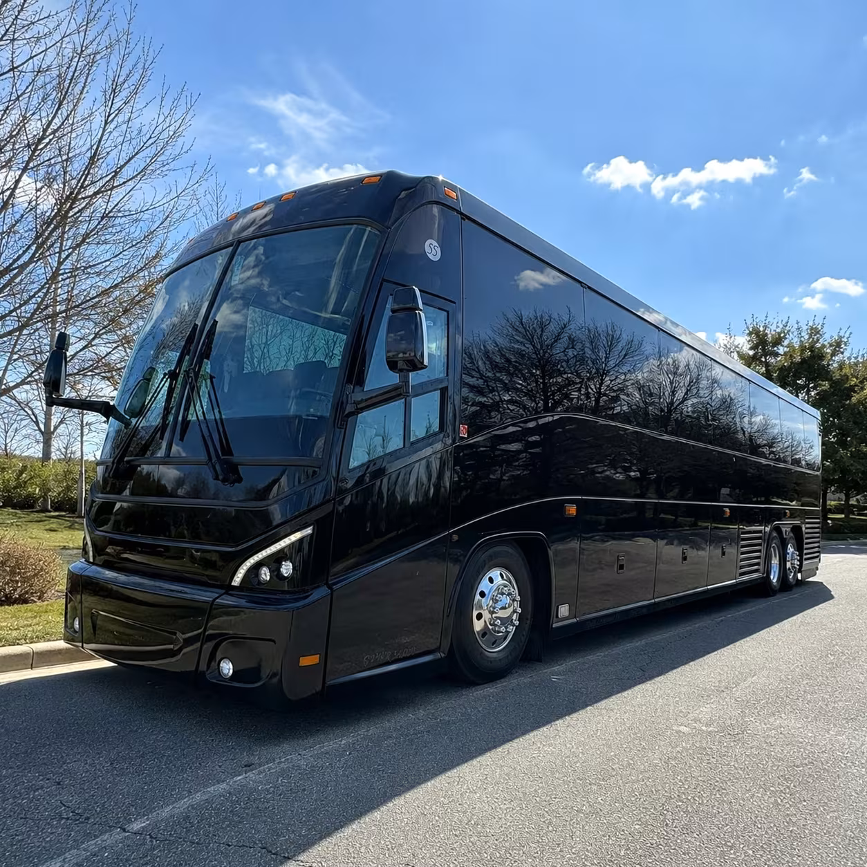 deltona shuttle buses for government and military airport transfers